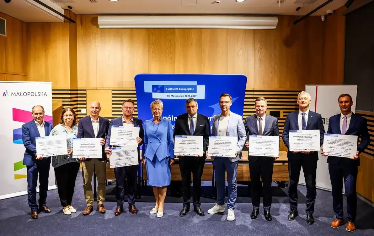 Czeki odebrane - ponad 6,6 mln zł na dwie ważne inwestycje!