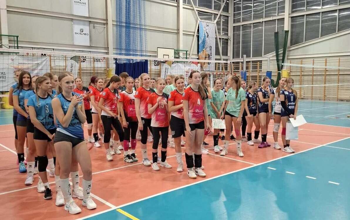 XII Festiwal Piłki Siatkowej im. J. Załuskiego - kadetki z gminy Kęty z dużymi sukcesami!