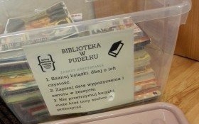 Biblioteka w pudełku