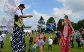 Słoneczna i rodzinna niedziela na kęckim Hejnale - Dni Kęt 2017