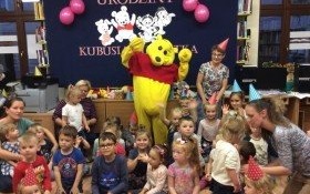 Przyjęcie dla Kubusia Puchatka w bibliotece