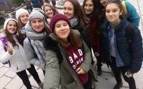 Uczennice ze Szkoły Podstawowej w Nowej Wsi w Bukareszcie