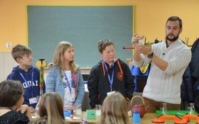 Warsztaty doświadczalne małych studentów