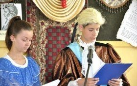 Uroczystości z okazji Święta Konstytucji 3 Maja w szkole w Malcu