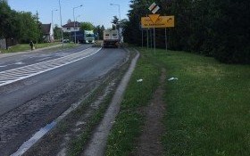 Będzie chodnik od Delikatesów Centrum do ronda na ul. Sienkiewicza