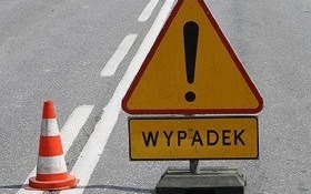 Uwaga! Wypadek na Sobieskiego. Ranna uwięziona w samochodzie