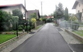 Wyremontowana ulica Osiedlowa boczna w Łękach już służy mieszkańcom