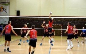 Piąta wygrana siatkarzy UMKS Kęczanin