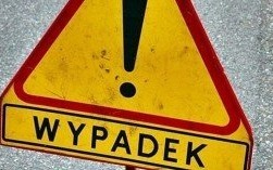 Zderzenie aut na skrzyżowaniu Mickiewicza i Kantego