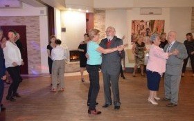 Zabawa andrzejkowa dla Słuchaczy Uniwersytetu Trzeciego Wieku w Kętach