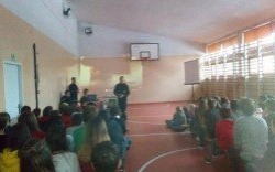 Czujka na straży Twojego bezpieczeństwa! - spotkanie ze strażakami w kęckiej Trójce