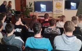 Podsumowanie konkursu filmów komórkowych „Nie bądź ciemny” w 6-18 HP w Kętach