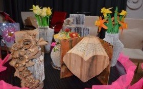 Zajęcia sekcji rękodzieła UTW "Gustownia"