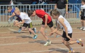 Udany start ,,Dwójki” w Powiatowym Trójboju Lekkoatletycznym