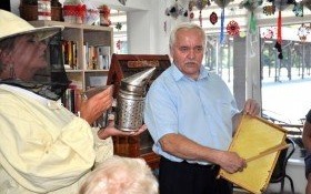 Niecodzienni goście u kęckich seniorów