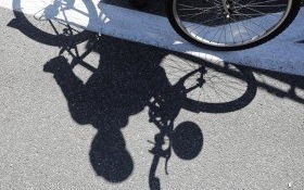 Z promilami na rowerze i w spódnicy