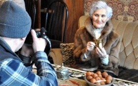 Powróćmy jak za dawnych lat - niezwykła sesja zdjęciowa kęckich Seniorów