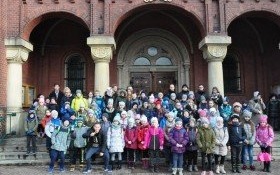 "Tydzień z Panem Bogiem" - półkolonia dla dzieci w kęckiej parafii na osiedlu