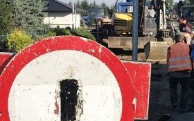 Po starym deptaku nie ma już śladu. Będzie za to nowa przeprawa dla pieszych i rowerzystów