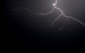 Dziś możliwe burze z intensywnymi opadami deszczu i gradem