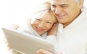 Darmowe szkolenia dla seniorów „Bezpieczny e-Senior” w kęckiej MEDIATECE