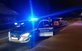 Kierujący potrącił policjanta prowadzącego kontrolę drogową