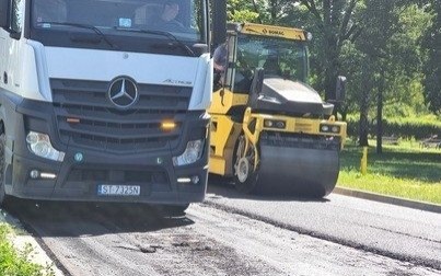 Utrudnienia w ruchu w czwartek i piątek w związku z asfaltowaniem obwodnicy – sprawdź szczegóły!