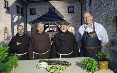 Ojciec Bernard zaprasza na emisję programu Klasztorne Smaki