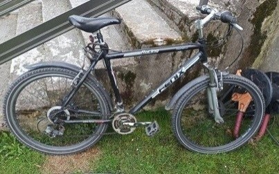 Policjanci poszukują właściciela roweru marki Fenix