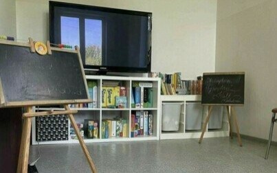 Odnowione oblicze świetlicy w Łękach