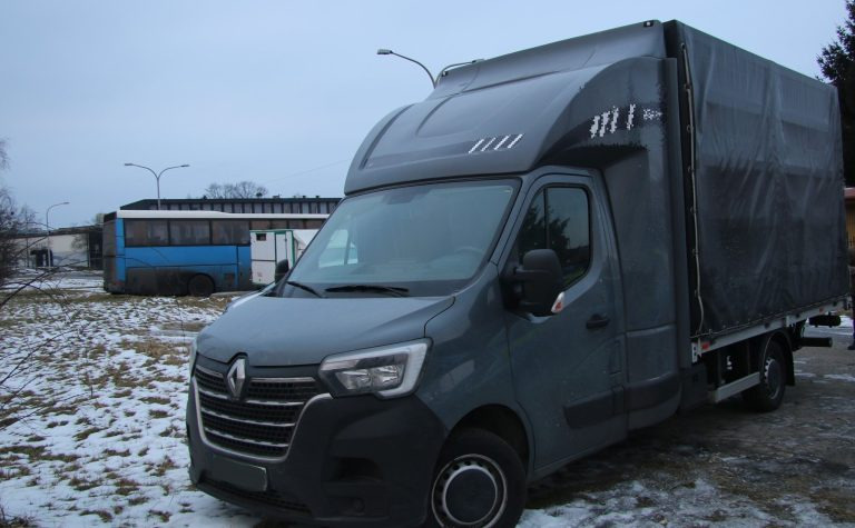 Policjanci odnaleźli skradzionego dostawczaka