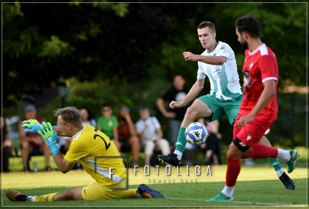 Piłkarska V liga ruszyła! Bobrek i Chełmek z kompletem punktów, pech Niwy na inaugurację