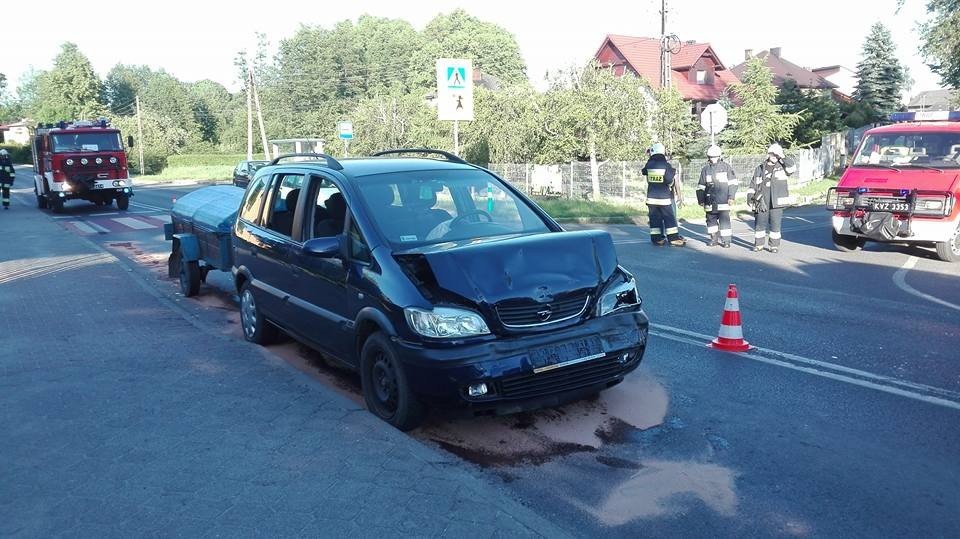 Zdarzenie drogowe w Polance Wielkiej. Dwie osoby poszkodowane. ZDJĘCIA !