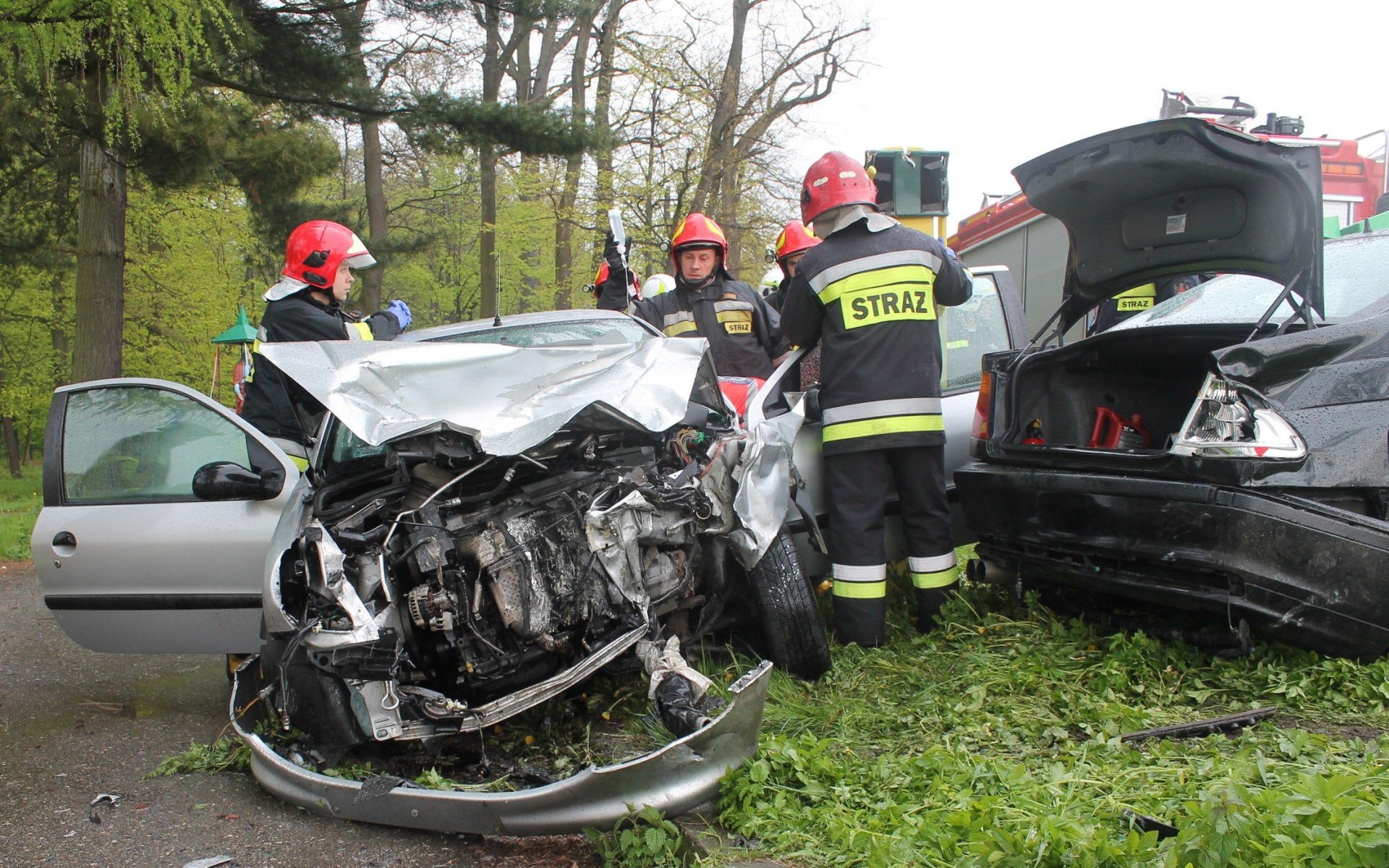 Wypadek drogowy w Porębie Wielkiej ul.Wadowicka. ZDJĘCIA !