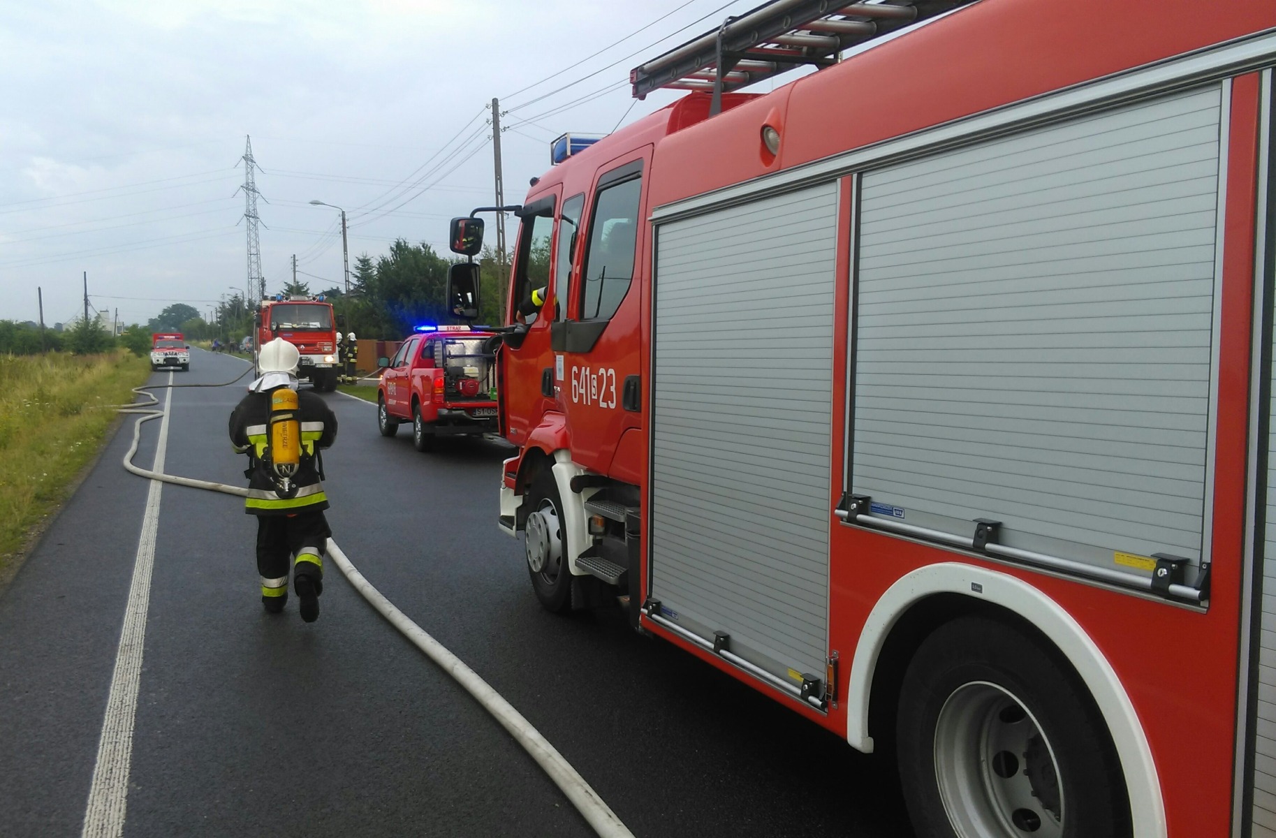 Pożar budynku gospodarczego w Bieruniu, na miejscu interweniował zastęp z JRG Oświęcim. ZDJĘCIA !