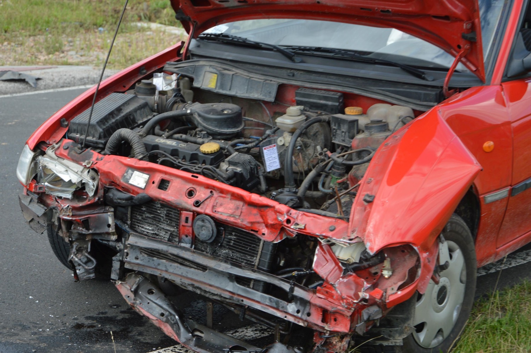 Zderzenie samochodu osobowego z ciężarowym w Witkowicach. ZDJĘCIA !