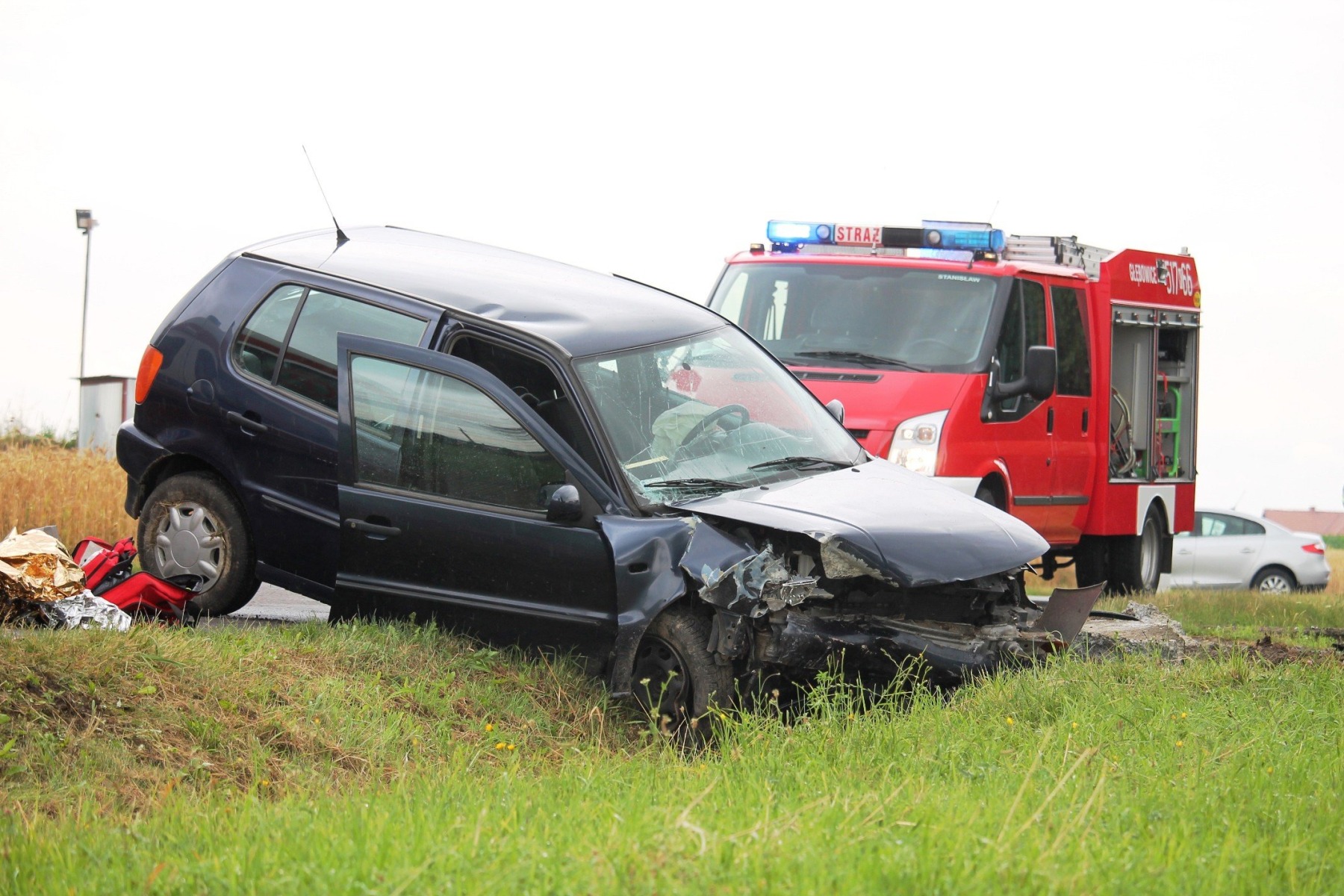 Poważny wypadek w Głębowicach. Dwie osoby ranne. ZDJĘCIA !