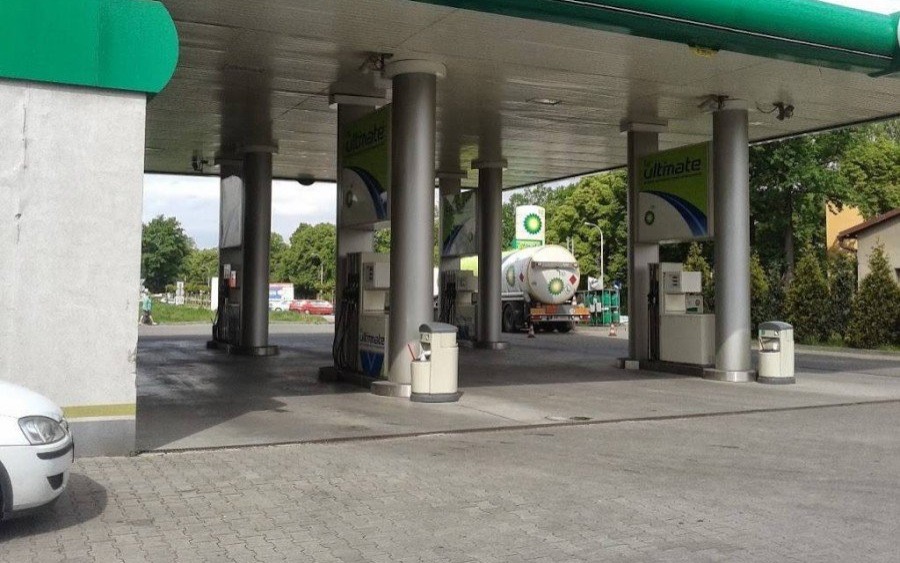 W Chełmku mężczyzna chciał podpalić stację benzynową !