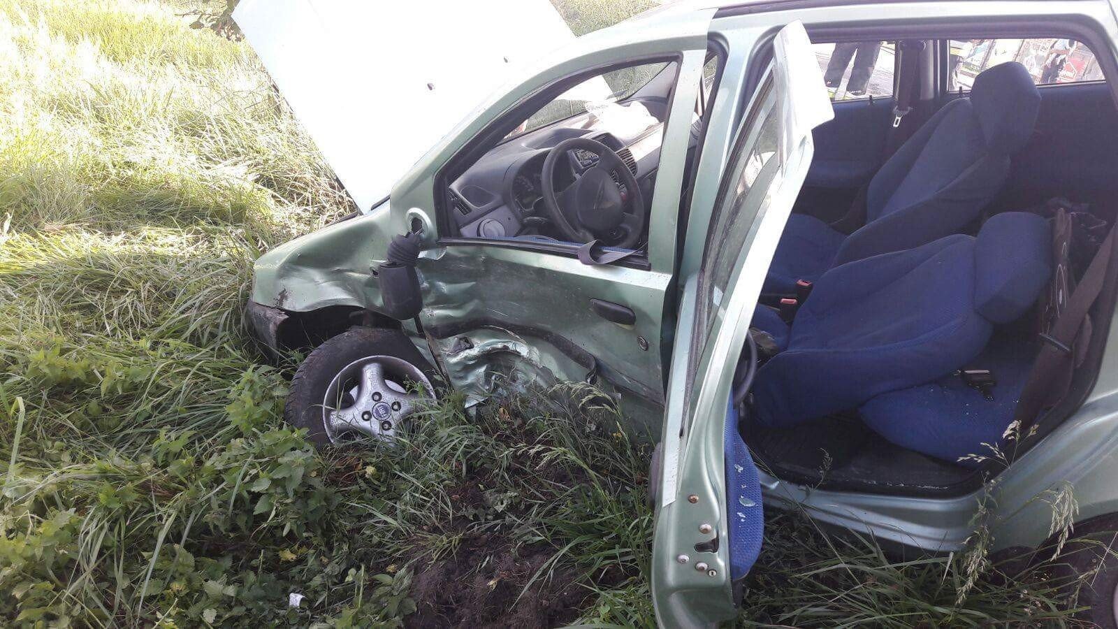 Dwa samochody zderzyły się w Nowej Wsi. ZDJĘCIA !