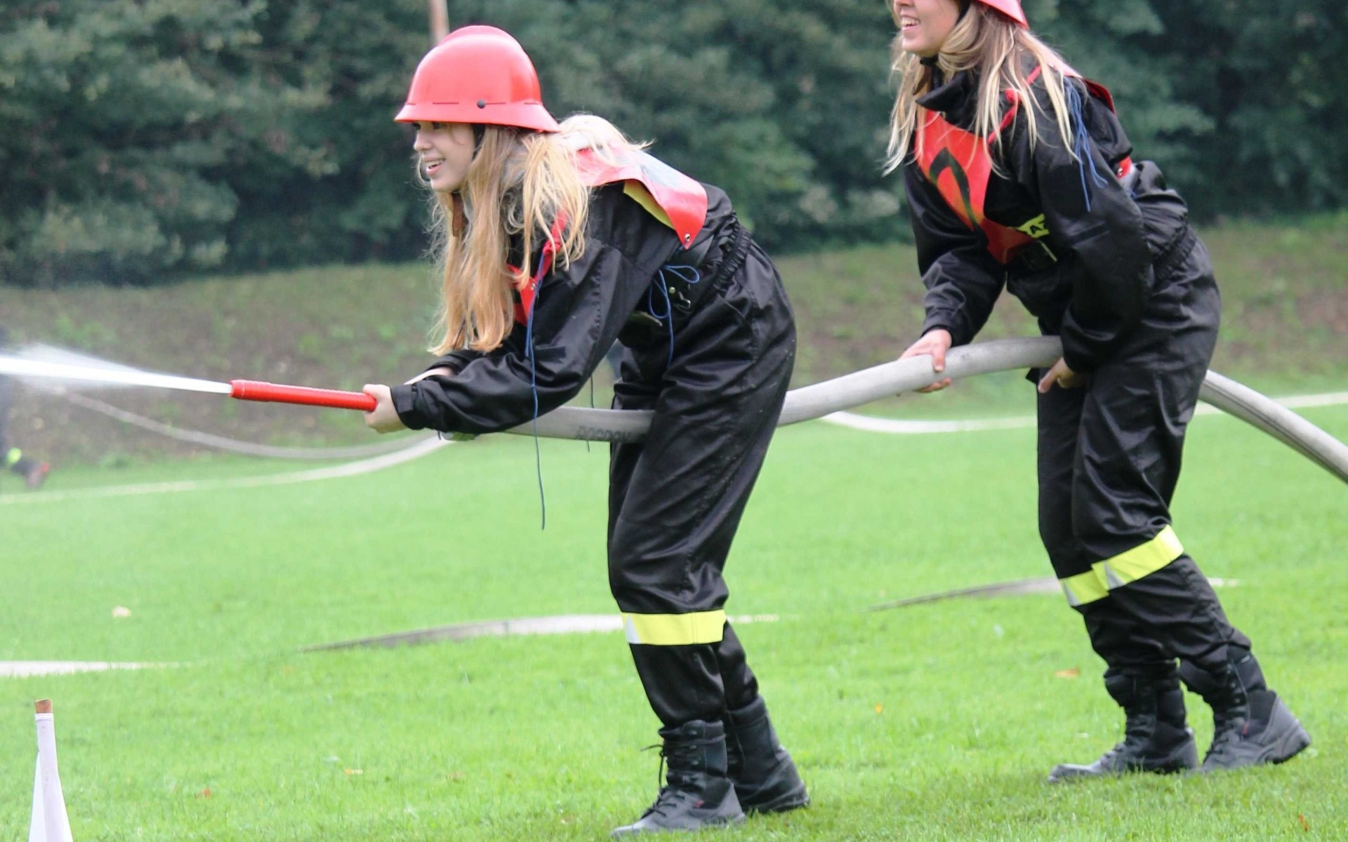 VIII Powiatowe Zawody Sportowo-Pożarnicze Ochotniczych Straży Pożarnych Powiatu Oświęcimskiego. ZDJĘCIA !