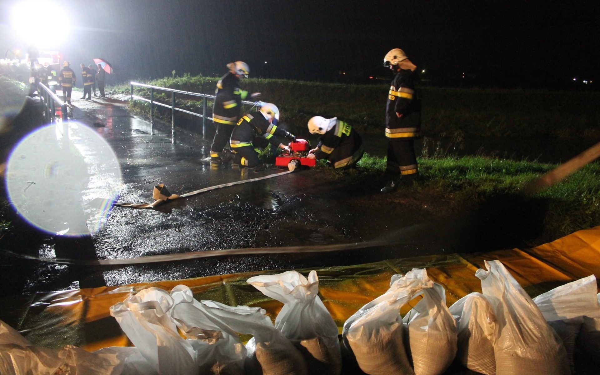 Podsumowanie działań związanych z usuwaniem skutków intensywnych opadów deszczu. ZDJĘCIA !