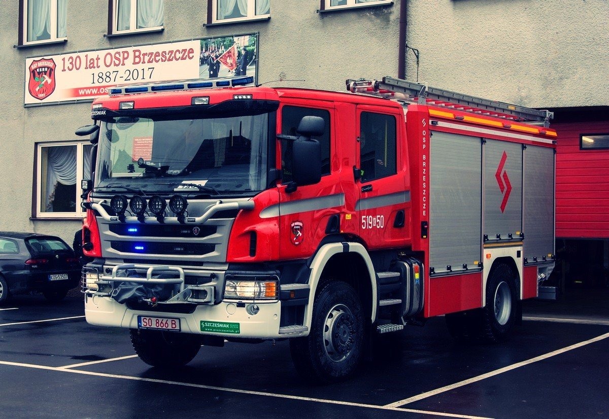 Nowy samochód dla OSP Brzeszcze ! FOTORELACJA !
