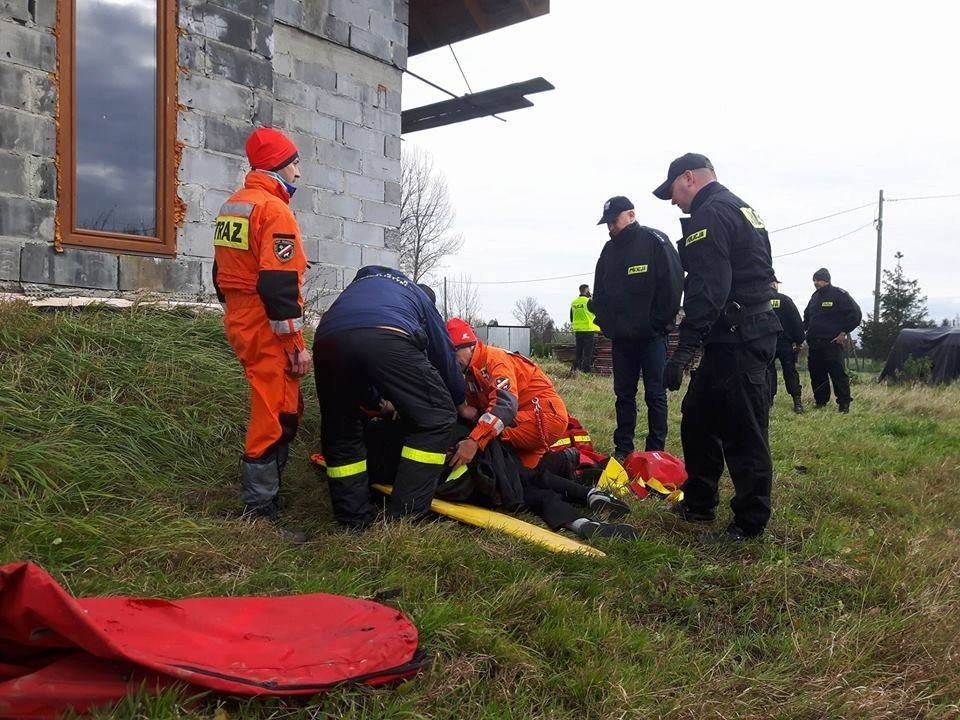 Szczęśliwy finał poszukiwań w Spytkowicach. W akcji brali udział strażacy i ratownicy z powiatu oświęcimskiego. ZDJĘCIA !