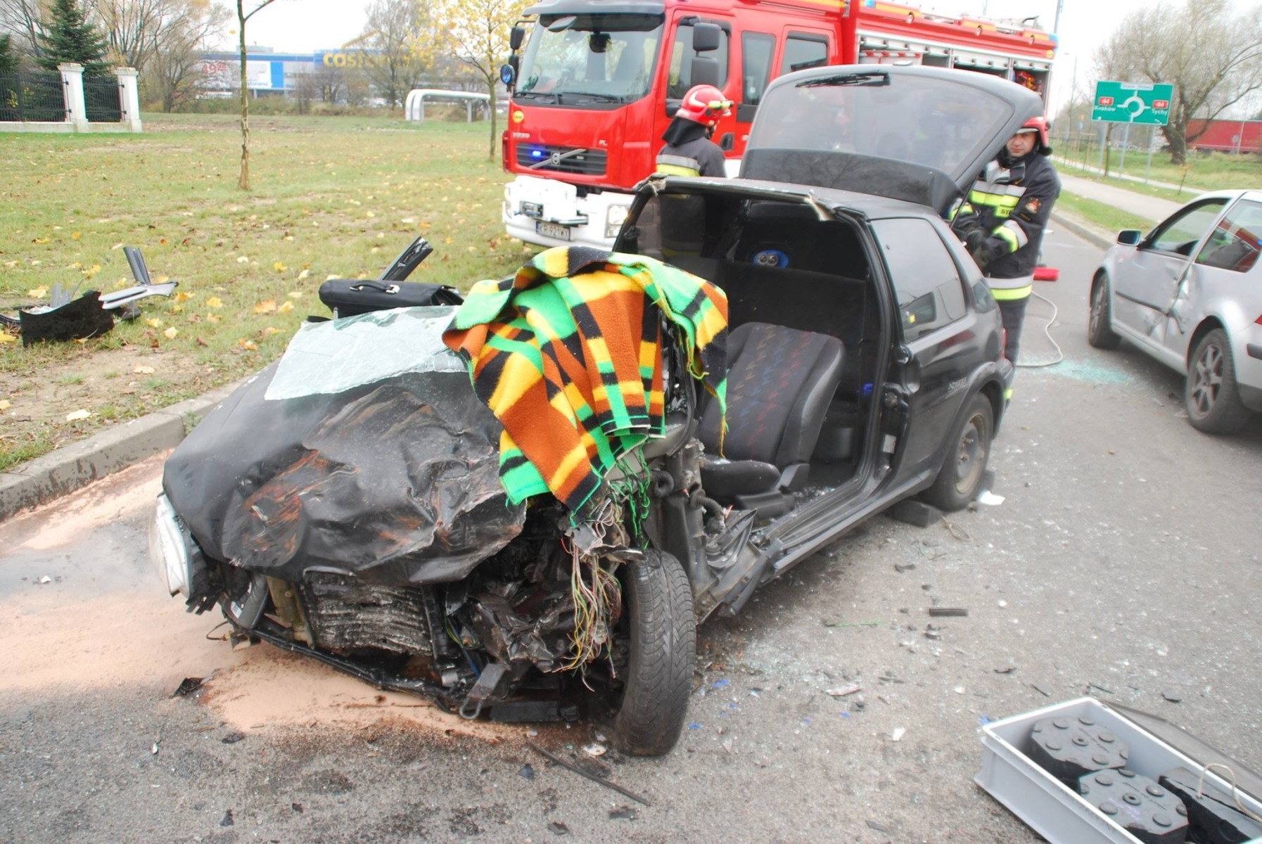UWAGA ! Poważny wypadek w Oświęcimiu. Ulica Batorego zablokowana ! ZDJĘCIA !