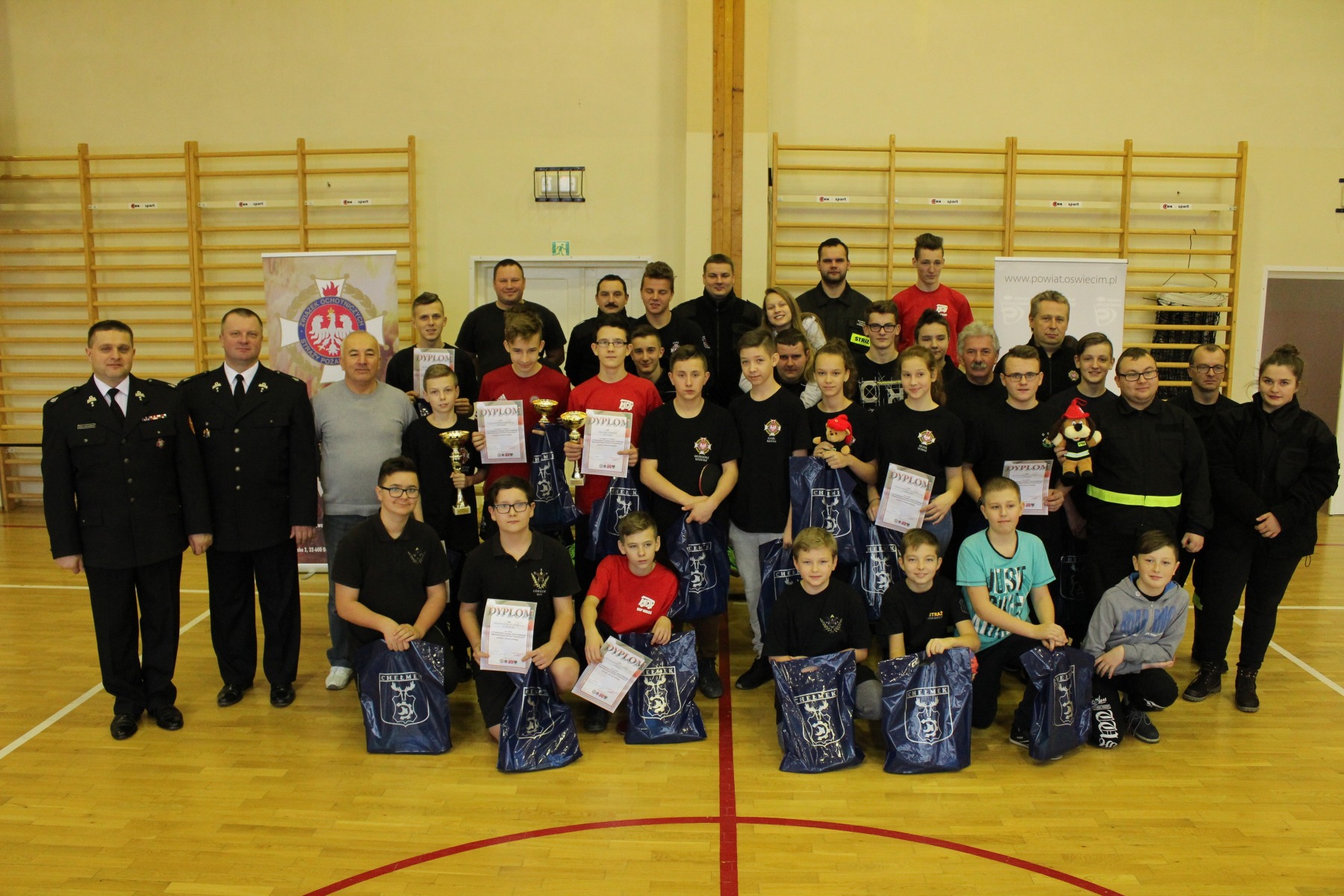 Strażacka młodzież rywalizowała w Turnieju Tenisa Stołowego ! ZDJĘCIA !