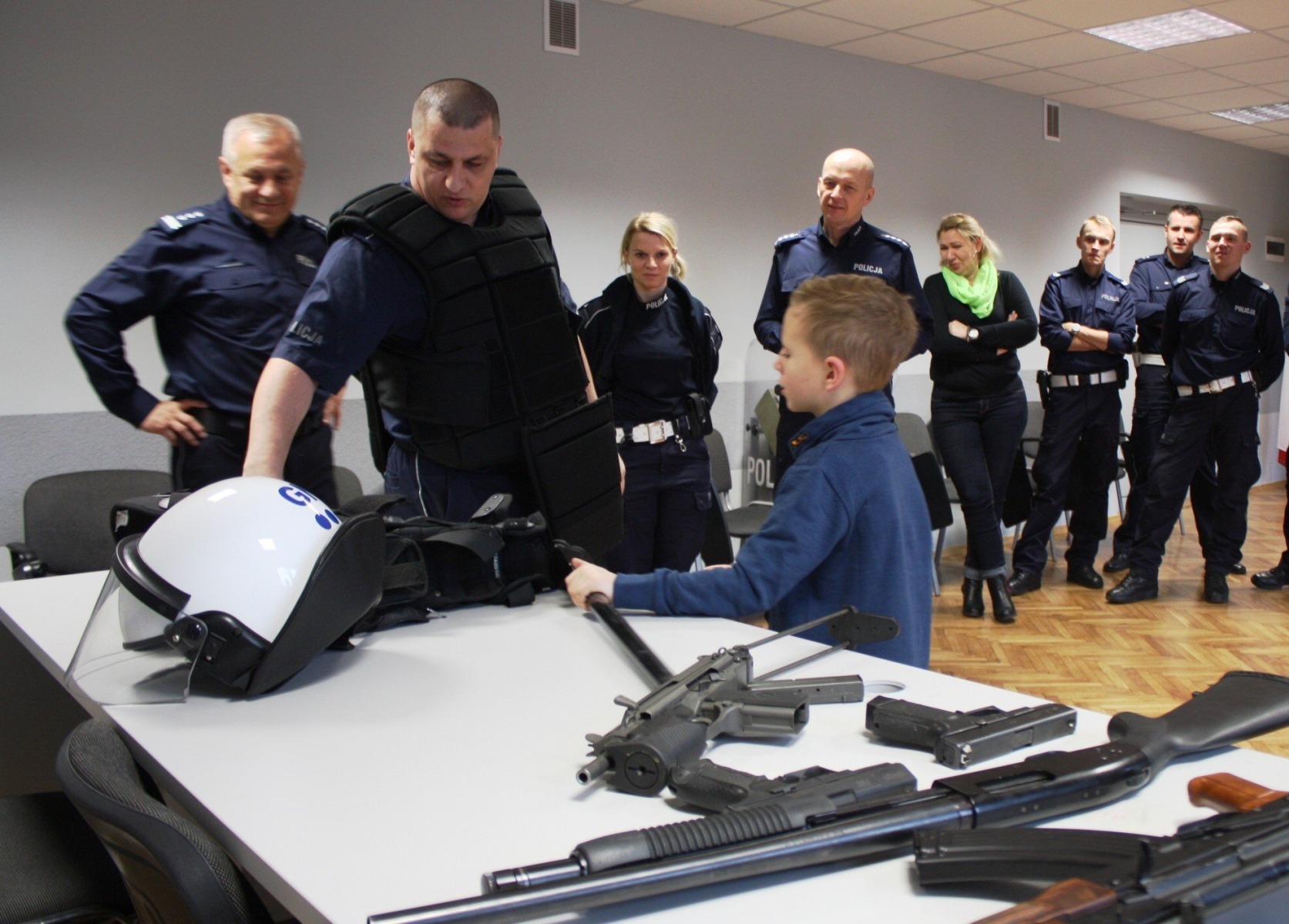 Policjanci z KPP Oświęcim spełnili marzenie dzielnego Tymonka ! ZDJĘCIA !