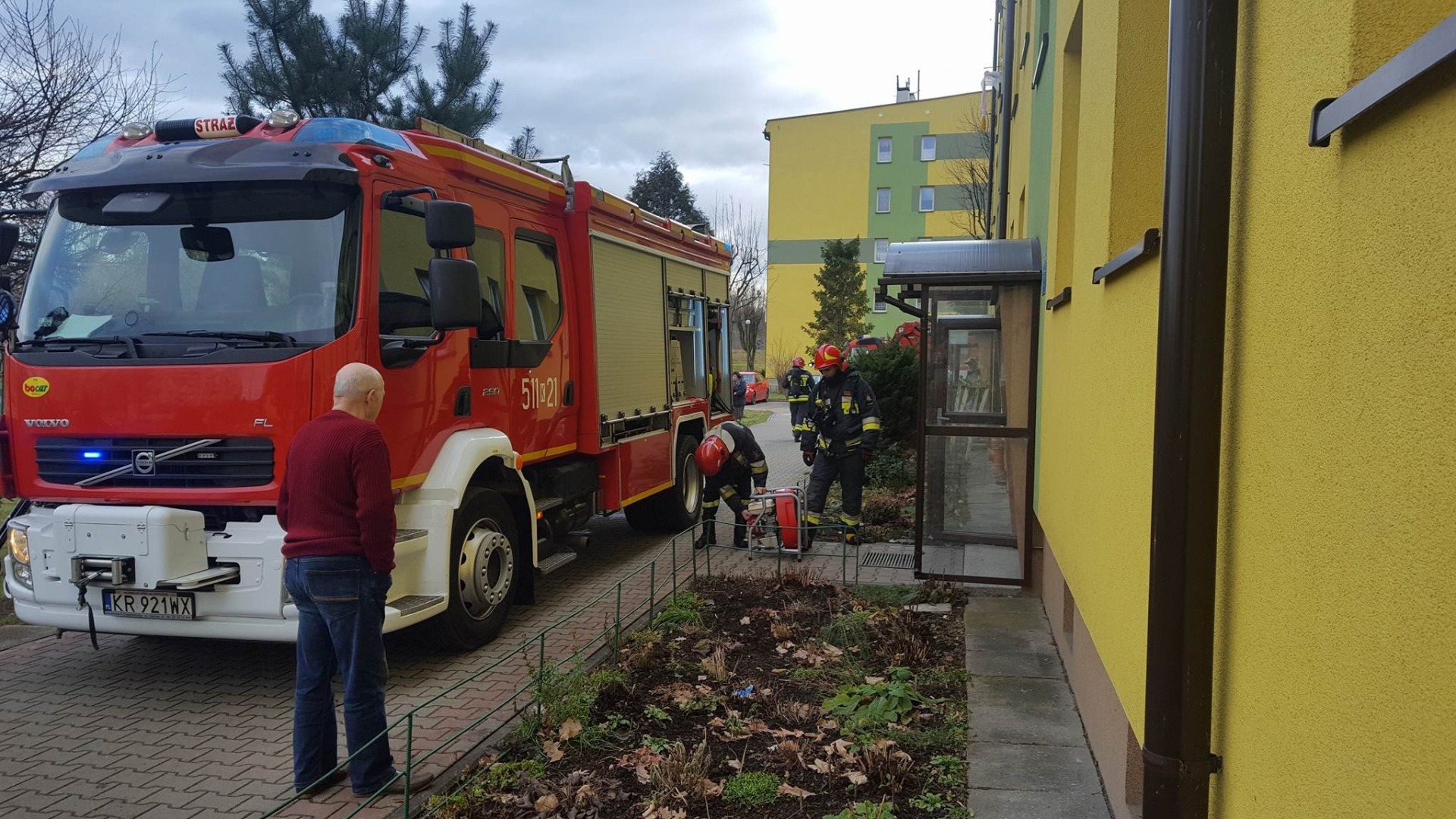Zadymienie mieszkania w Oświęcimiu. FOTO, FILM!