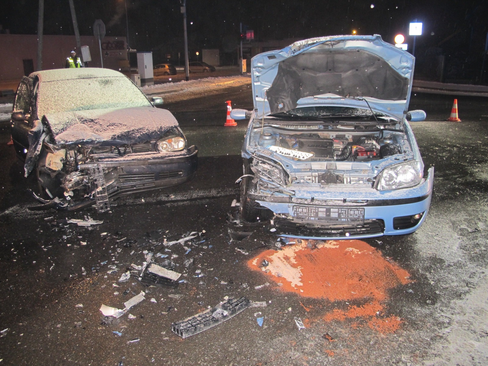 Dwa samochody zderzyły się na skrzyżowaniu w Zasolu. FOTO!