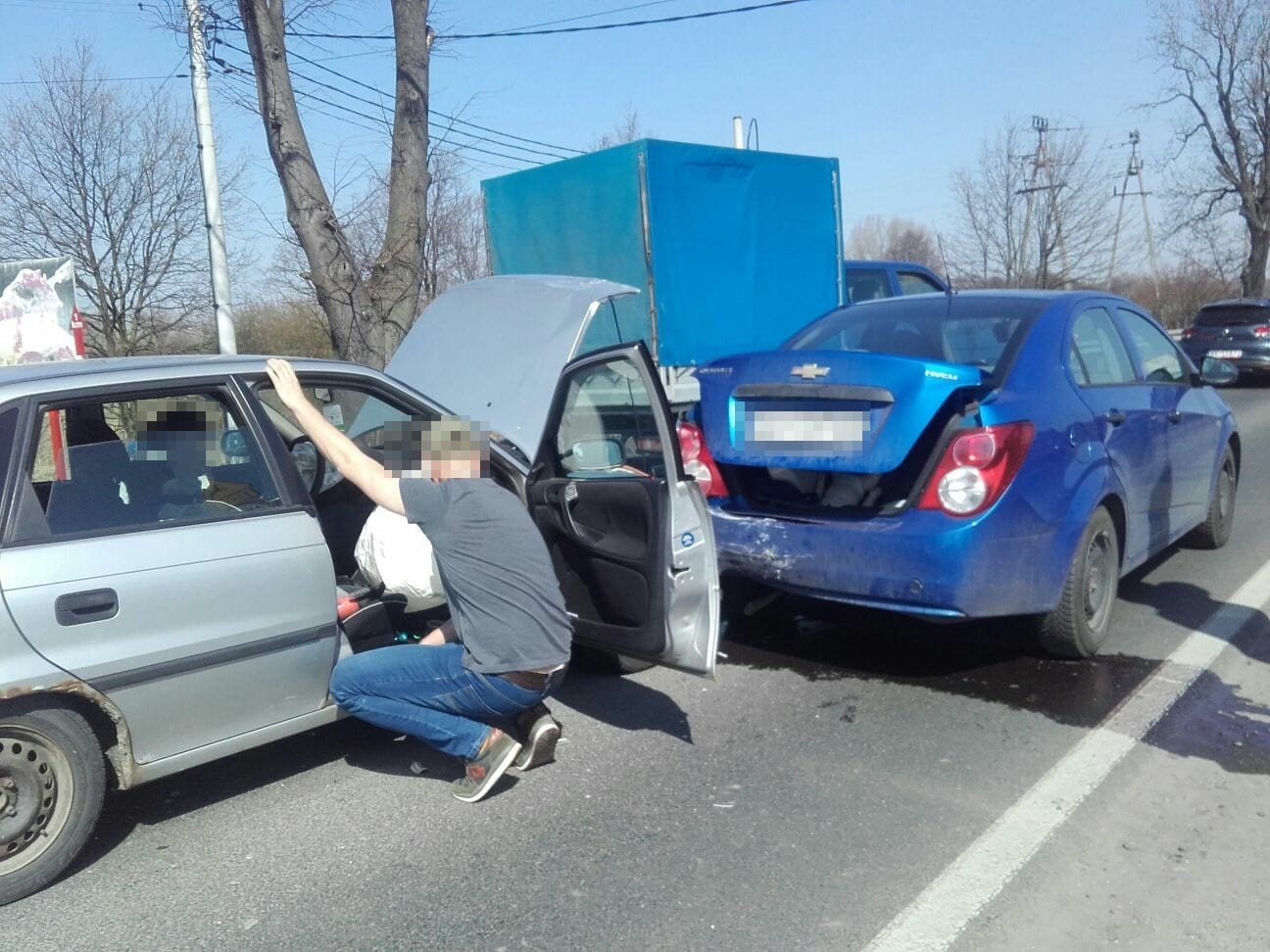 UWAGA ! Zablokowana DW948 w Łękach. Zderzenie dwóch pojazdów.