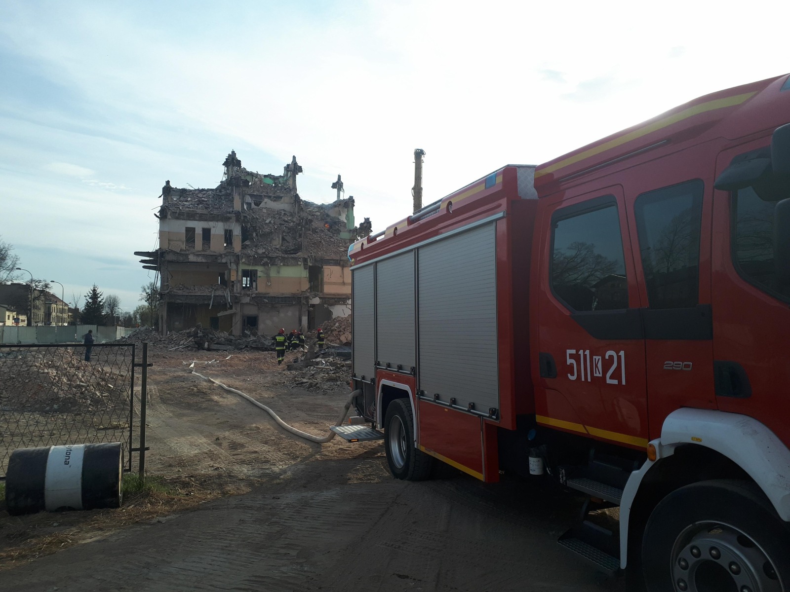 UWAGA ! Pożar Hotelu Glob w Oświęcimiu. ZDJĘCIA, FILM!